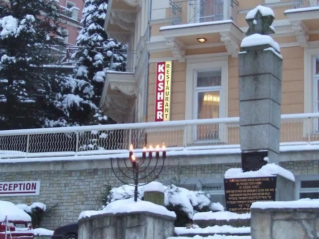 Hotel Villa Lauretta Karlovy Vary 4*,