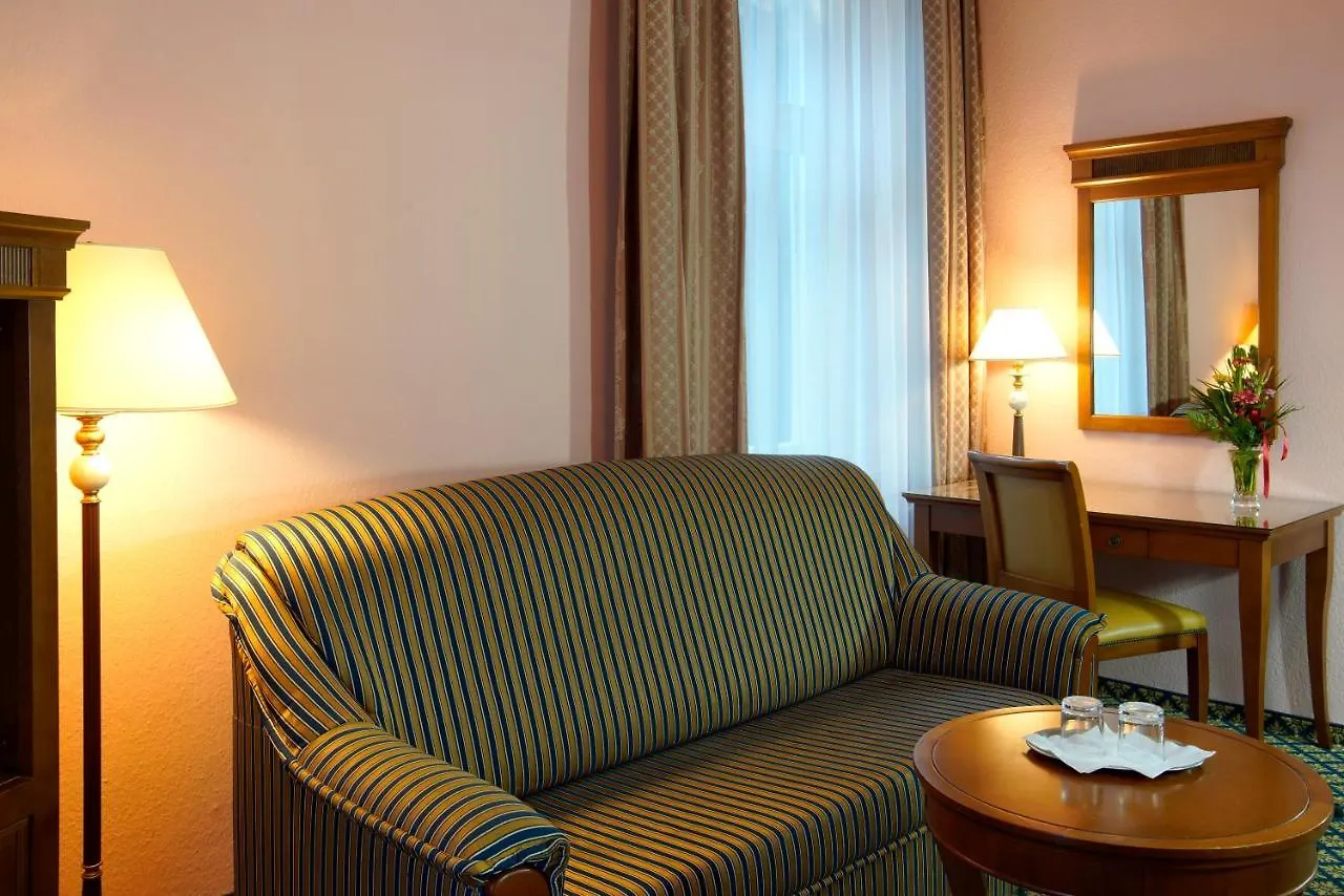 Hotel Villa Lauretta Karlovy Vary 4*,